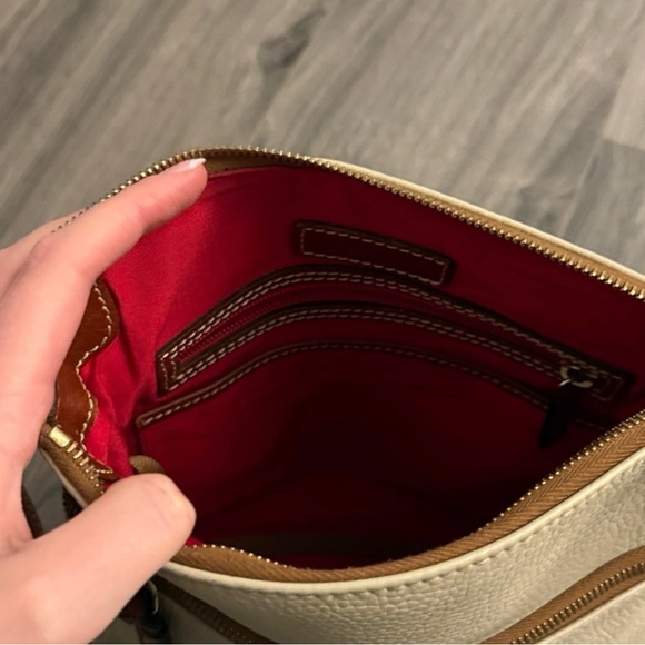 Dooney & Bourke Tan and Cream Crossbody Bag - Picture 4 of 5